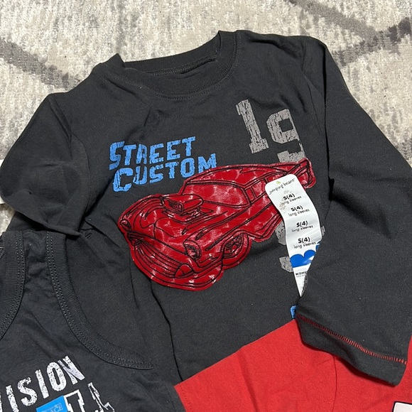 Boys 5pc Shirts and Hoodies Lot Size 4 Retails: $60 Make an offer. Brand new. - Picture 7 of 7